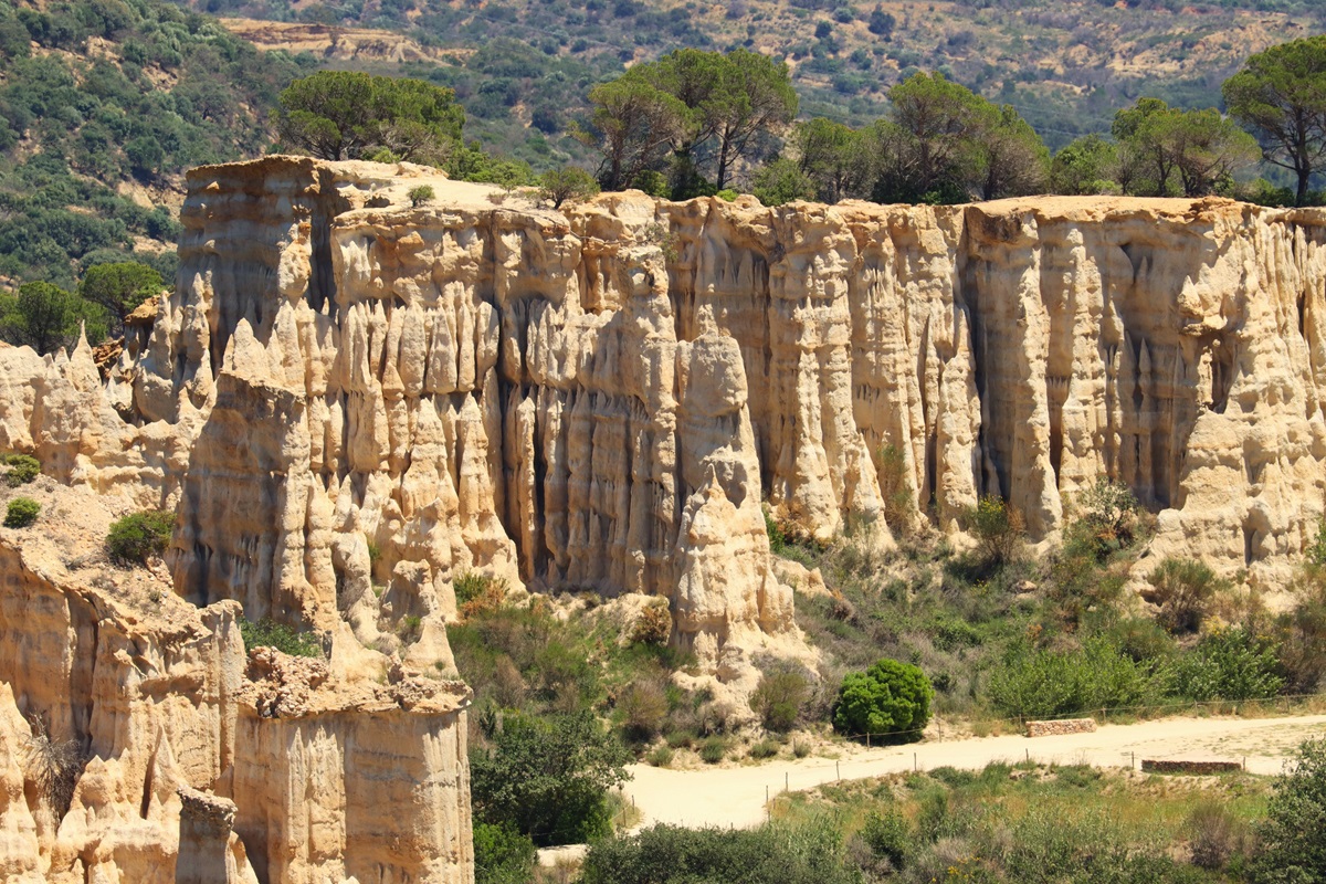 Roussillon Les Orgues d'Ille