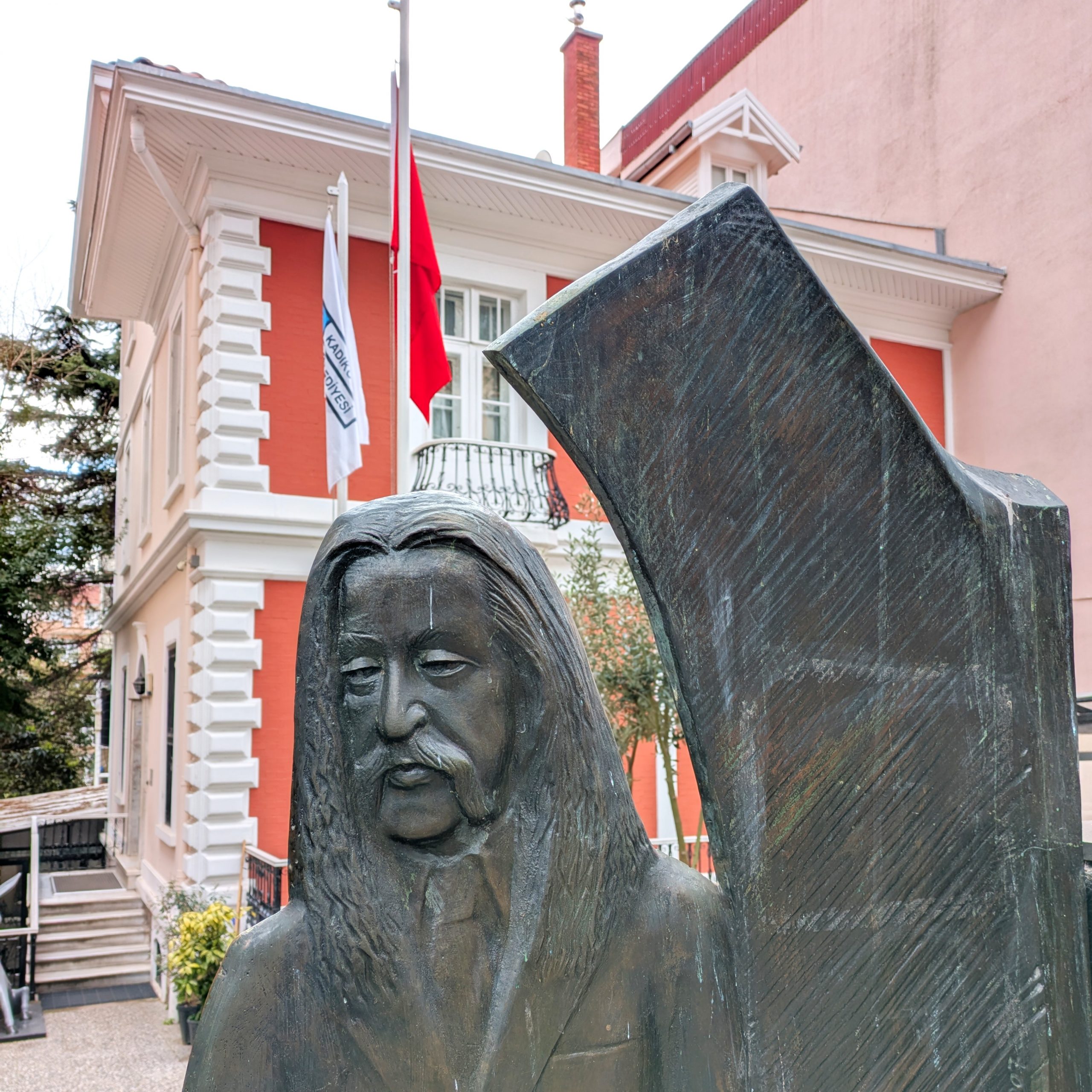Istanbul Baris Manco Haus